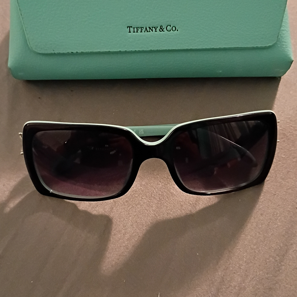 Tiffany & Co. Women's Tiffany Blue Square Sunglasses - Picture 8 of 8